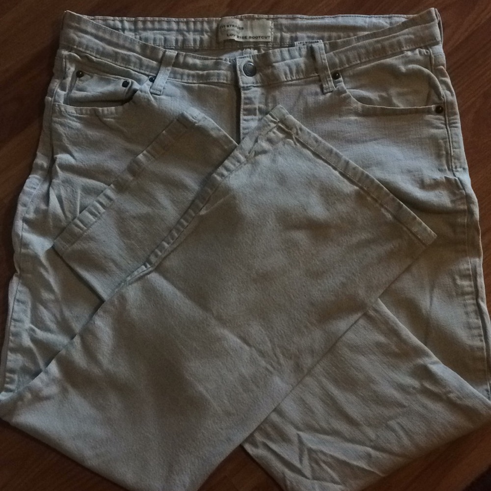 Levi Strauss Signature Low Rise Bootcut 14 Short